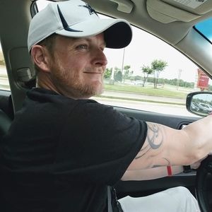 Meet your Posher, Chase